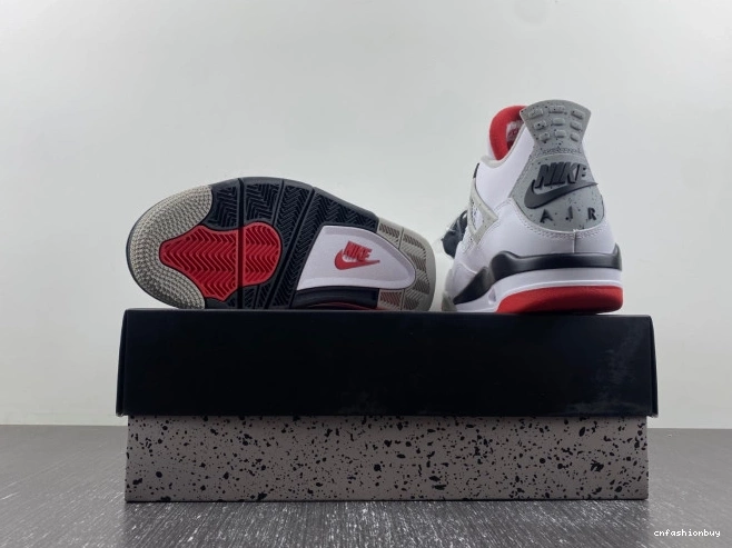 What The 4 Retro Jordan CL1184-146 1016